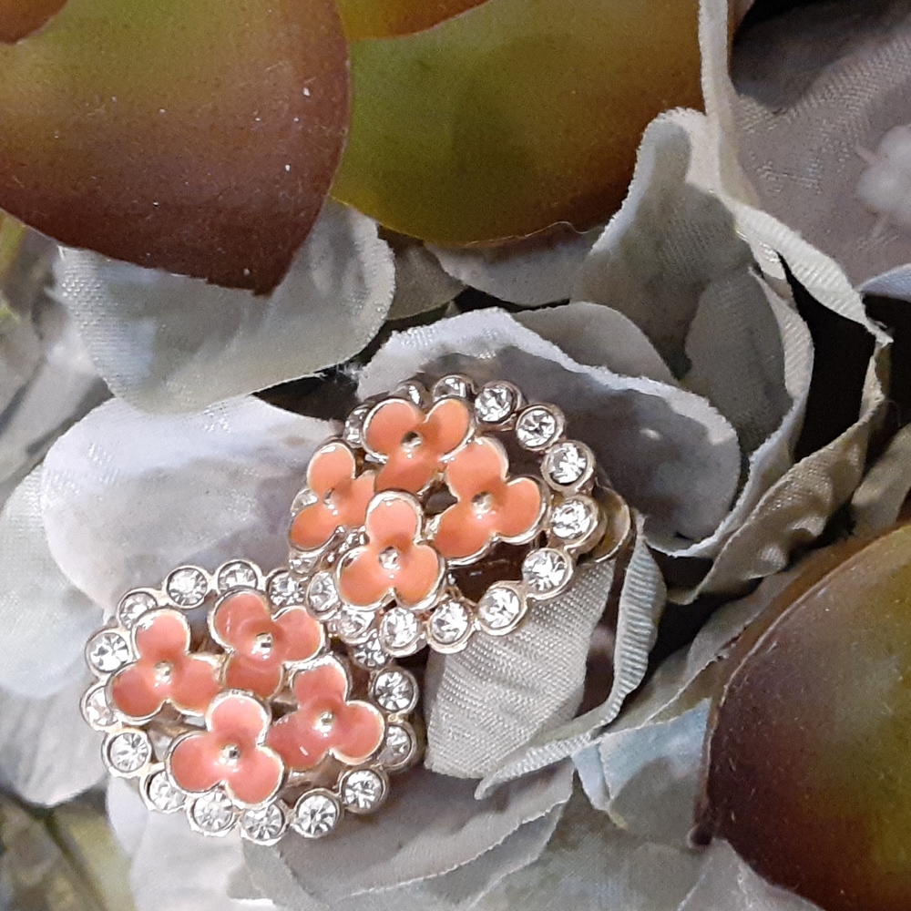 Vintage Floral&Rhinestone Clip Earrings